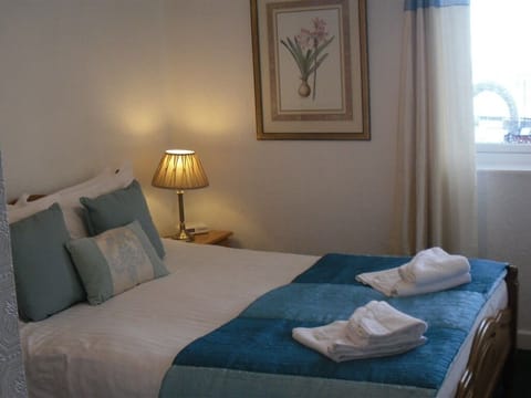 Basic Double Room, Private Bathroom