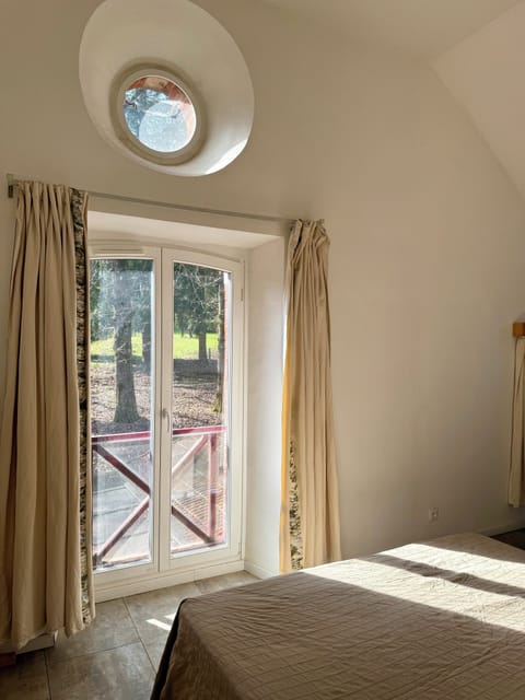 Standard Room (Polac) | 1 bedroom, premium bedding, soundproofing, iron/ironing board