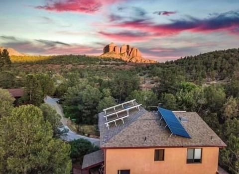 Cathedral Home - located near Red Rock state park