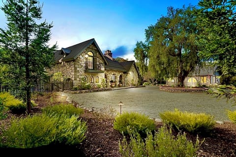 CARMEL RENAISSANCE VILLA WITH POOL AND HOT TUB CARMEL VALLEY ESTATE