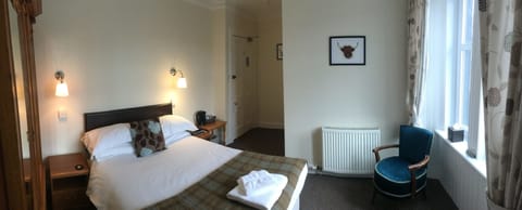Standard Double Room | Free WiFi, bed sheets