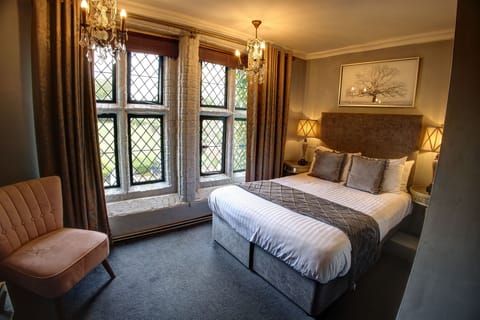 Signature Room | Premium bedding, individually decorated, individually furnished, desk