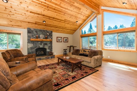 Alternate view of the living room