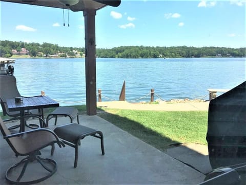 Lakefront Patio!