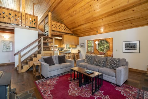 Welcome to Creekside Cabin!