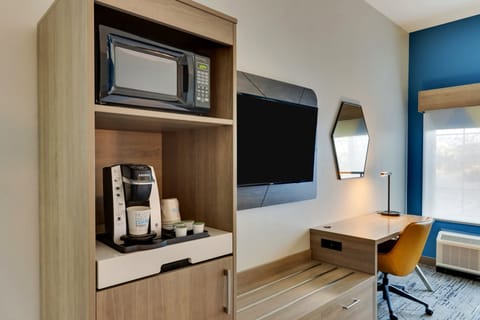 Premium bedding, desk, blackout drapes, iron/ironing board