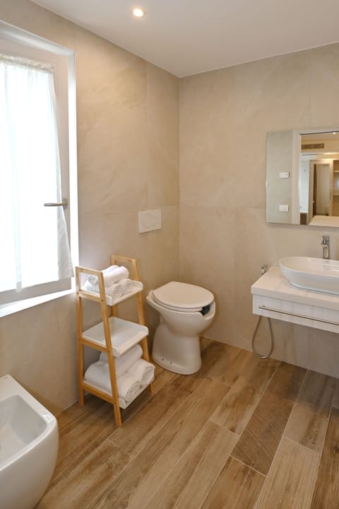 Superior Double Room, 1 Bedroom, Non Smoking | 2 bedrooms, minibar, in-room safe, desk