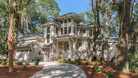20 Stoney Creek - Five Bedroom Sea Pines Home