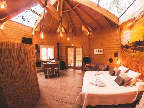 Cabin, 1 Bedroom | Individually decorated, individually furnished, desk, free WiFi