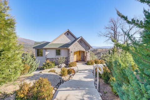 North Fork Vacation Rental | Studio | 1BA | 750 Sq Ft | Steps to Enter