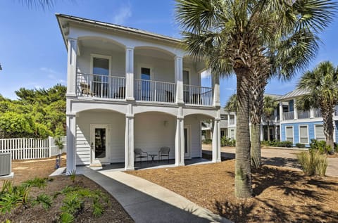 Miramar Beach Vacation Rental | 4BR | 3.5BA | 1,980 Sq Ft | Stairs Required