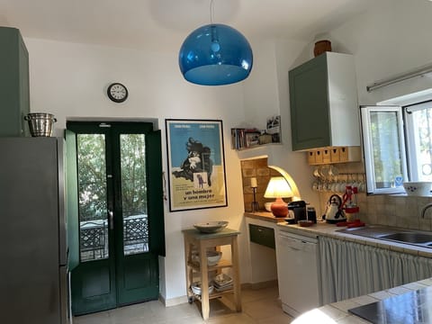 Fully equipped country kitchen. Nespresso. Cappuccino maker. 2 fridges.