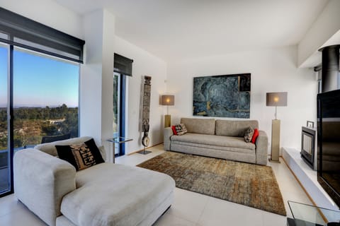 Standard Villa, 1 Bedroom (Town House) | Living room | LCD TV