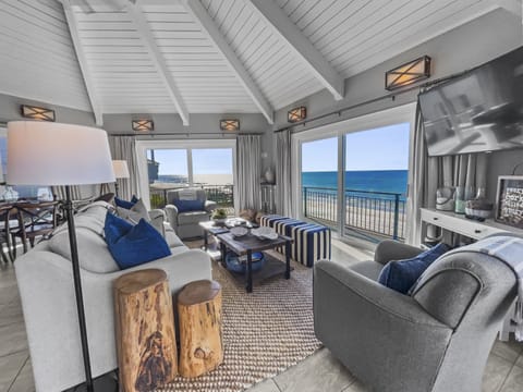 House, 5 Bedrooms | View from property