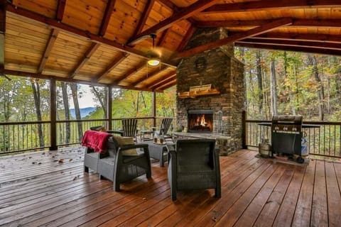 Outdoor Living At Living On Mountain Tyme
