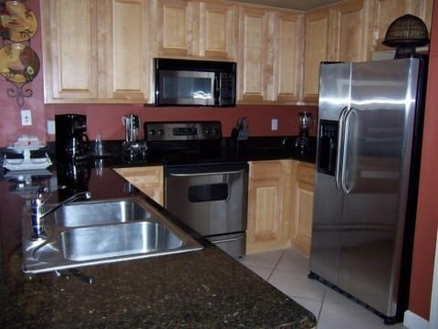Gourmet kitchen - fully equipped