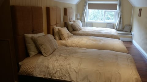 Comfort House | 1 bedroom, premium bedding, desk, soundproofing