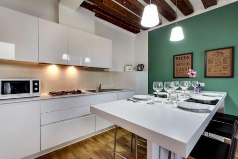 Apartment, 1 Bedroom | Private kitchen | Fridge, microwave, stovetop, dishwasher