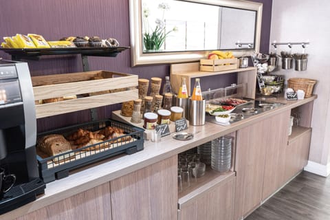 Daily buffet breakfast (EUR 15 per person)