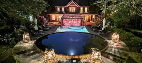 Night view from Cedar Hot Tub!👌