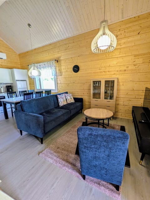 1 bedroom, individually decorated, blackout drapes, iron/ironing board