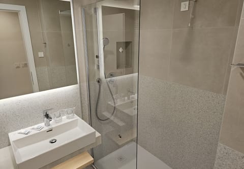 Free toiletries, hair dryer, towels