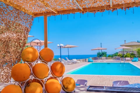 Poolside bar