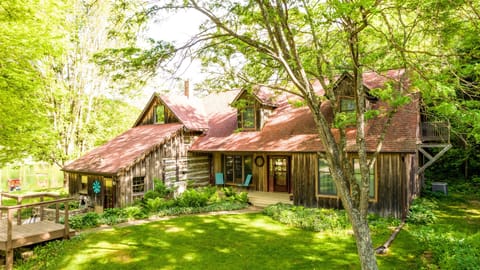 The modern addition to the cabin.