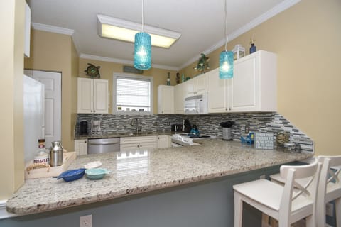 Condo, 2 Bedrooms | Private kitchen | Fridge, microwave, oven, dishwasher