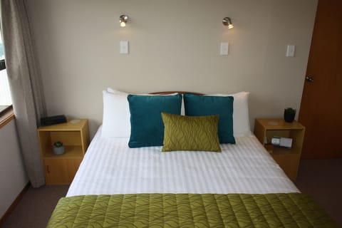 Comfort Double Room, 1 Queen Bed | Minibar, desk, soundproofing, free WiFi
