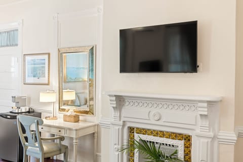 Boca Grande Room | Individually decorated, individually furnished, desk, free WiFi