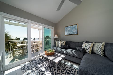 Welcome to 2936 Atrium Villa a perfect coastal retreat. This 2nd floor corner home has nice open floor plan