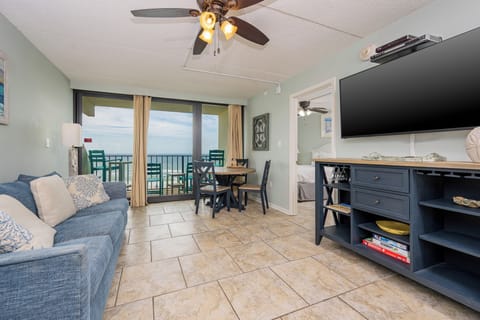 Island Winds East 602 Gulf Shores, Alabama, beach front, 2 bedroom condominium