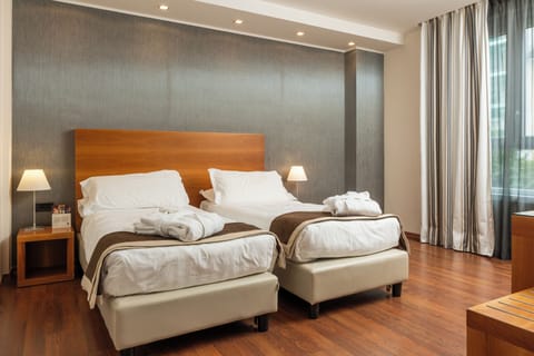 Minibar, in-room safe, individually furnished, desk