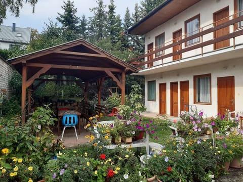 Comfort Room, Garden View | View from room