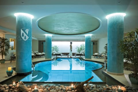 Sauna, hot tub, Turkish bath, body treatments, hydrotherapy