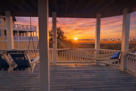 Lower Deck Views - Hammock and Swinging Chairs!