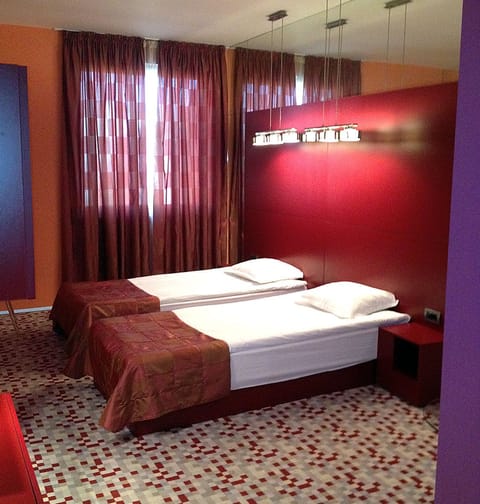 Minibar, in-room safe, desk, soundproofing