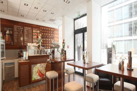 Coffee shop
