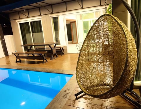 3-Bedroom Pool Villa  | Terrace/patio