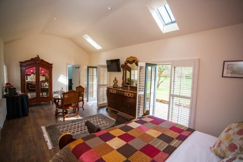 Chenonceau | Individually decorated, individually furnished, iron/ironing board