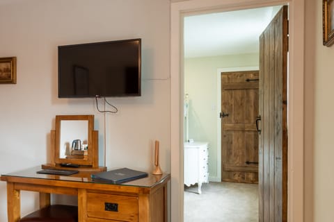 Double Room (1st Floor) | Premium bedding, individually decorated, individually furnished