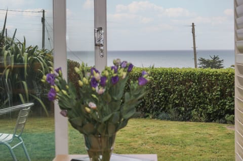 Cottage | Property grounds
