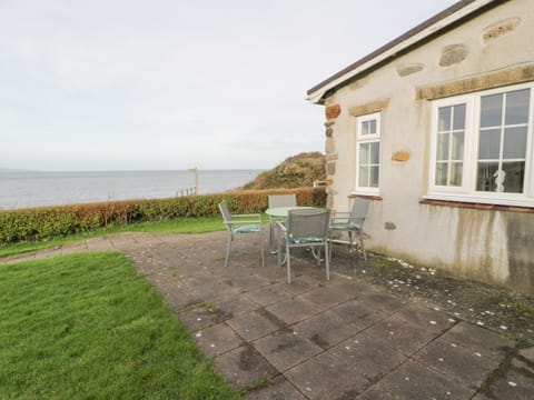 Cottage | Front of property