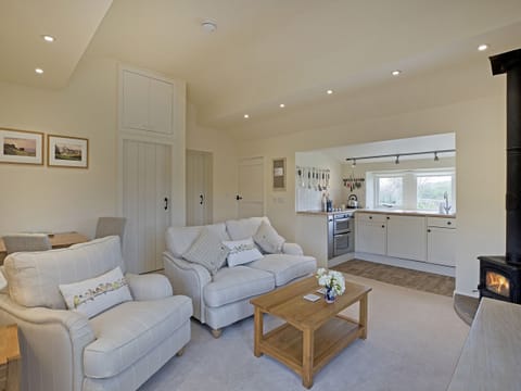 Cottage | Living room | TV