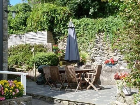 Cottage | Balcony