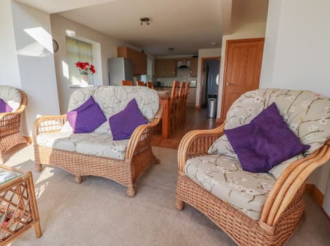 Cottage | Living room