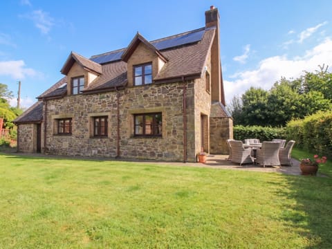 Cottage | Exterior