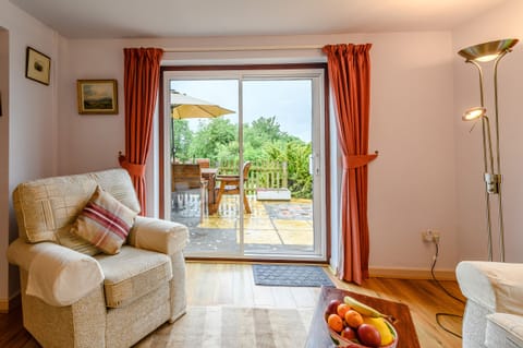Cottage | Living area
