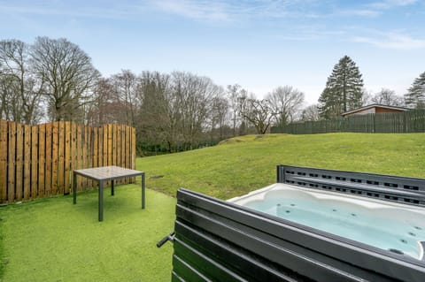 Cottage | Property grounds